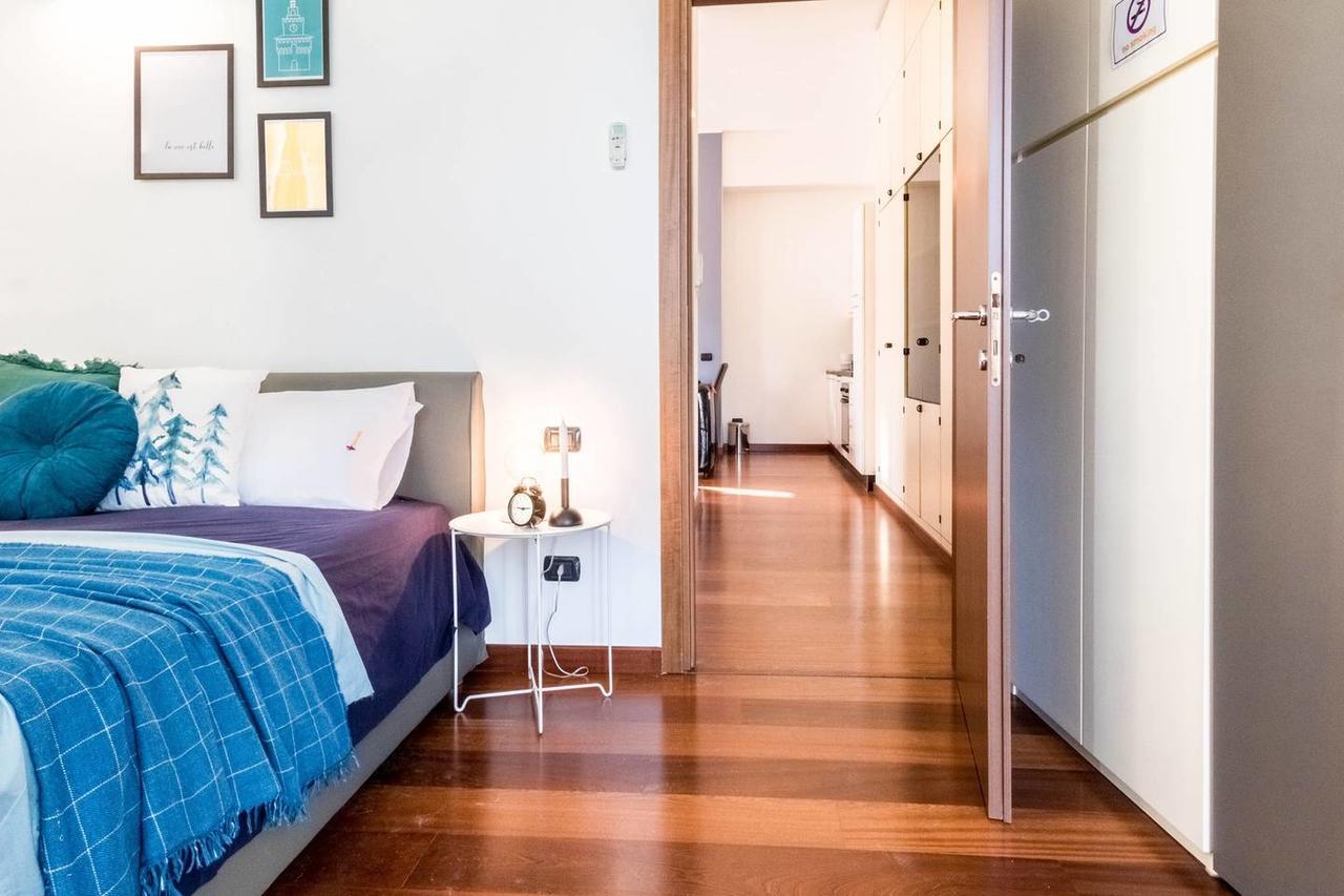 Hintown Duomo Via Baracchini Apartment Milan Exterior photo