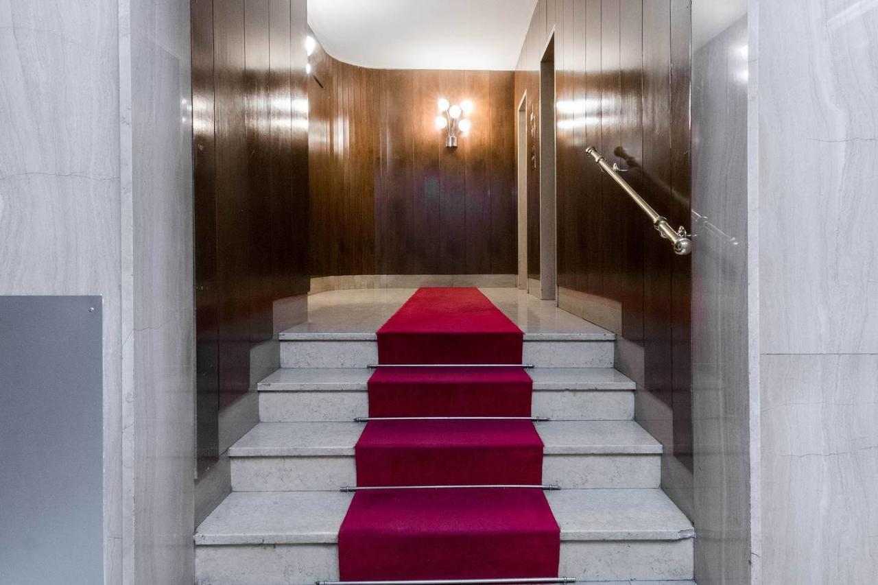 Hintown Duomo Via Baracchini Apartment Milan Exterior photo